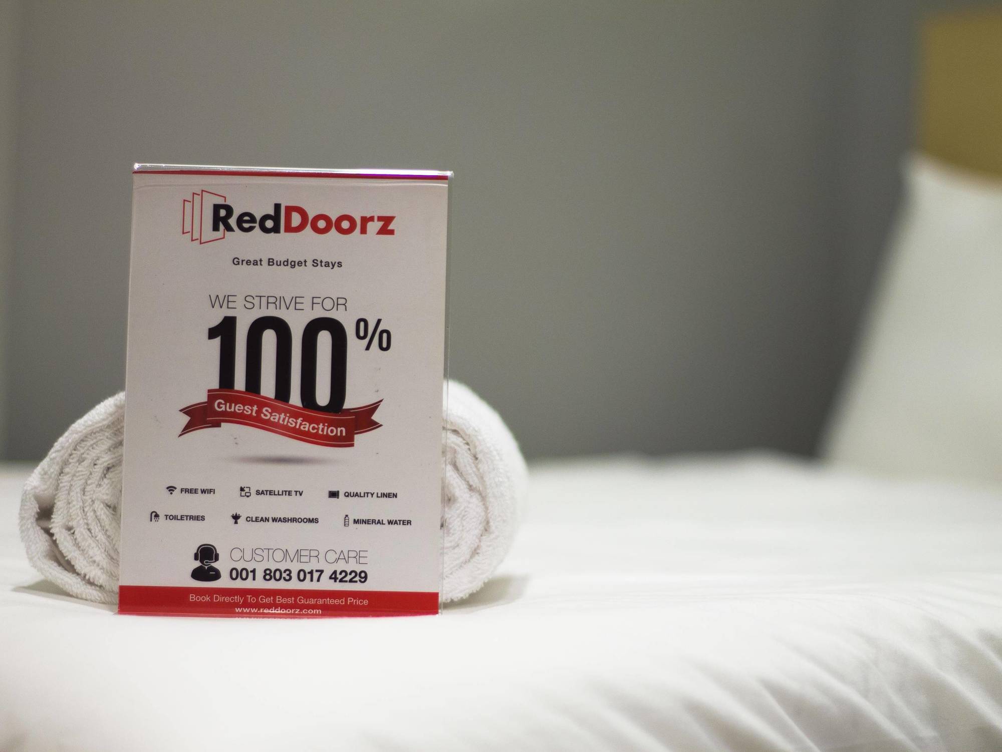 Reddoorz Plus @ Setiabudi Eight Jacarta Exterior foto